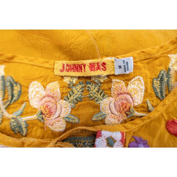 Johnny Was Embroidered Floral & Bird Short Sleeve Ladies Blouse Size Medium - Picture 3 of 6
